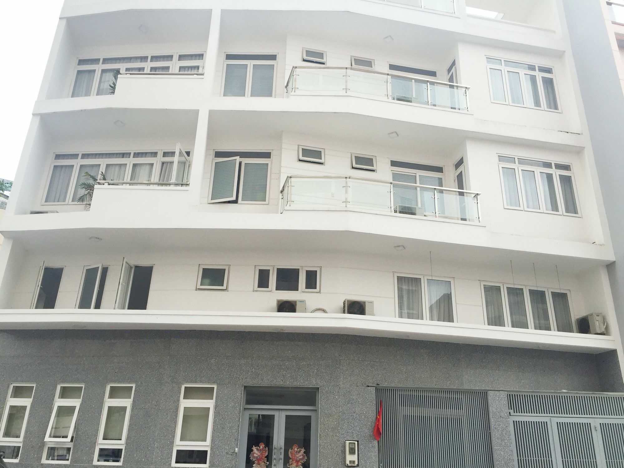 M-h Serviced Aparthotel 3*